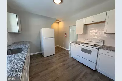317 W Broad Street, Palmyra, NJ 08065 - Photo 5