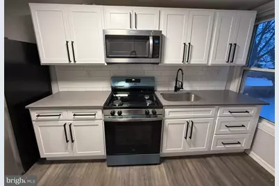 212 Warren Street #4, Beverly, NJ 08010 - Photo 1