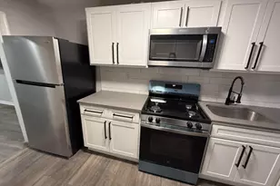 212 Warren St, Beverly, NJ 08010 - Photo 3