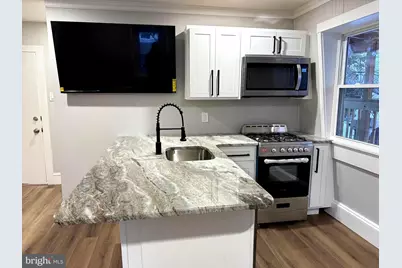 212 Warren Street, Beverly, NJ 08010 - Photo 1