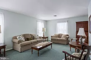 77 Sheffield Pl, Southampton, NJ 08088 - Photo 5