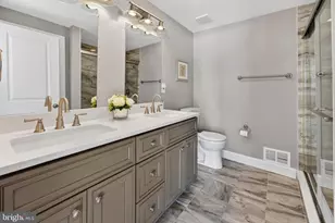 22 E Close, Moorestown, NJ 08057 - Photo 13