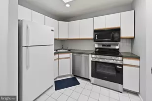 141 Chalkboard Ct, Moorestown, NJ 08057 - Photo 9