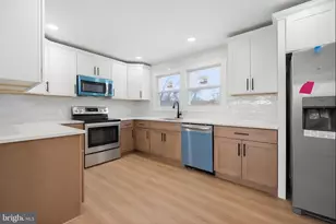 26 Nicholas St, Pemberton, NJ 08068 - Photo 3