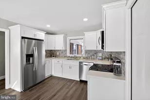 534 Charleston Rd, Willingboro, NJ 08046 - Photo 3