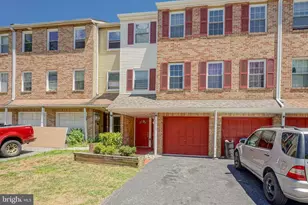 104 Chaucer Rd, Mount Laurel, NJ 08054 - Photo 1