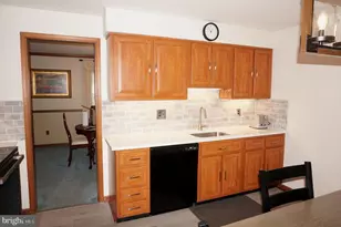 123 Shelly Ln, Delran, NJ 08075 - Photo 17