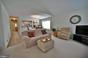 306 Hilltop Ln E, Mansfield Township, NJ 08022 - Photo 9