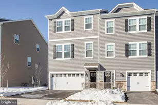 54 Rome Wy, Mount Laurel, NJ 08054 - Photo 1