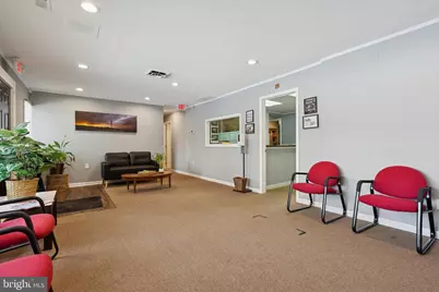 81 Somerset Drive, Willingboro, NJ 08046 - Photo 3