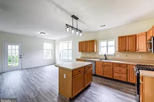 23 Dutchess Ct, Southampton, NJ 08088 - Photo 5