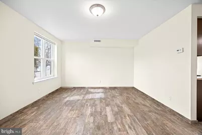 101 E Camden Avenue #33, Moorestown, NJ 08057 - Photo 5