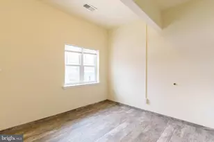 101 E Camden Ave, Moorestown, NJ 08057 - Photo 9