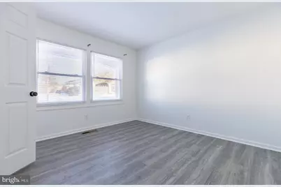 5 Farragut, Willingboro, NJ 08046 - Photo 3