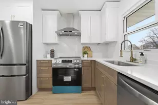 11 Birdseye Ln, Willingboro, NJ 08046 - Photo 9