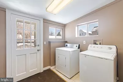 109 Thompson Street, Burlington, NJ 08016 - Photo 13