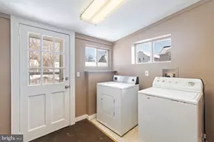 109 Thompson St, Burlington, NJ 08016 - Photo 13