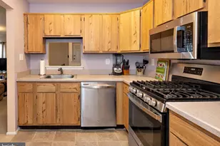 112 Village Ln, Mount Laurel, NJ 08054 - Photo 3