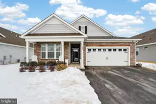 203 Congressional Ct, Moorestown, NJ 08057 - Photo 1