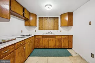 28 13th St, Burlington, NJ 08016 - Photo 17