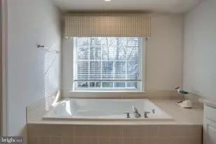 30 Brattleboro Ct, Medford, NJ 08055 - Photo 25