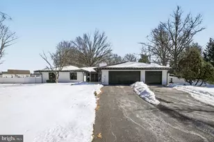 4304 Bridgeboro Rd, Moorestown, NJ 08057 - Photo 3