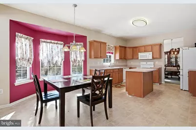 19 Sunflower Circle, Burlington, NJ 08016 - Photo 13