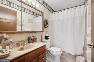 24 St Davids Pl, Southampton, NJ 08088 - Photo 23