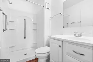 705 Woodhollow Dr, Marlton, NJ 08053 - Photo 15