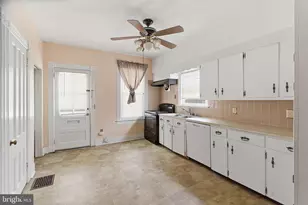 600 Farnsworth Ave, Bordentown, NJ 08505 - Photo 9