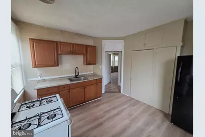 317 E Broad Street #3, Palmyra, NJ 08065 - Photo 3