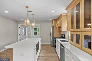 7 Sherwood Pl, Southampton, NJ 08088 - Photo 5