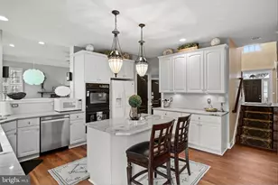 8 Saratoga Springs Dr, Cinnaminson, NJ 08077 - Photo 15