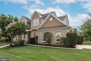 8 Saratoga Springs Dr, Cinnaminson, NJ 08077 - Photo 3