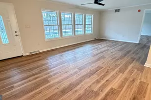 229 Washington St, Fieldsboro, NJ 08505 - Photo 11