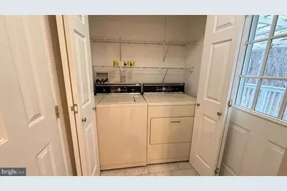 229 Washington Street, Fieldsboro, NJ 08505 - Photo 27