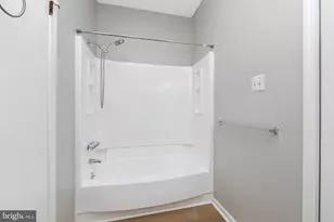 24 Chelmsford Ct, Marlton, NJ 08053 - Photo 23