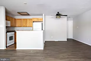 211 Woodhollow Dr, Marlton, NJ 08053 - Photo 9