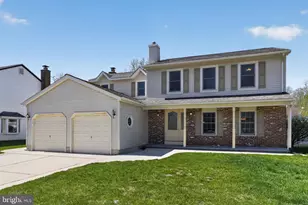 228 Meadow Dr, Mount Laurel, NJ 08054 - Photo 1