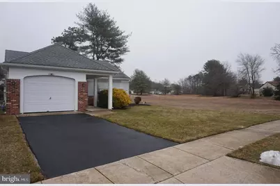 56 Stratford Road, Southampton, NJ 08088 - Photo 3