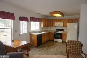 56 Stratford Rd, Southampton, NJ 08088 - Photo 7