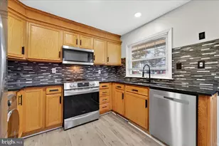 6 Sherwood Ln, Willingboro, NJ 08046 - Photo 5