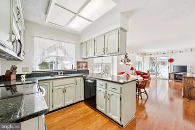 180 Buckingham Drive, Southampton, NJ 08088 - Photo 11