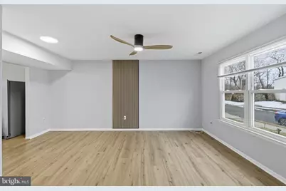 341 Clarkson Street, Burlington, NJ 08016 - Photo 5