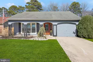 20 Buxton Ct, Southampton, NJ 08088 - Photo 1