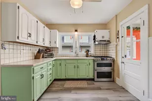 320 Glenwood Ave, Burlington, NJ 08016 - Photo 19