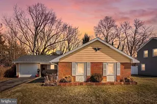 32 Millbrook Dr, Willingboro, NJ 08046 - Photo 1