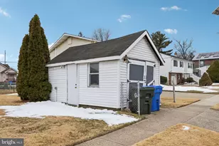 652 Park Ave, Burlington, NJ 08016 - Photo 45