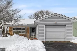 43 Kingston Way, Southampton, NJ 08088 - Photo 1