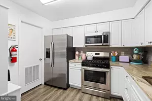 2507 Shurlock Ct, Mount Laurel, NJ 08054 - Photo 9